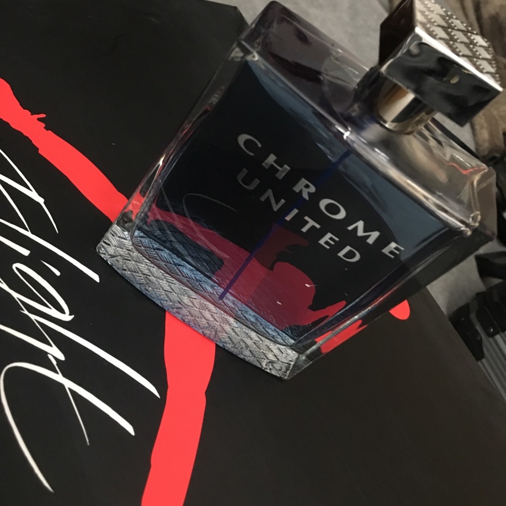 Chrome azzaro United